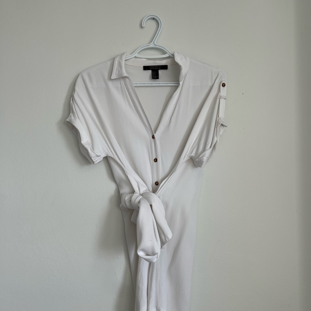 Forever 21 Collar Dress with Waist Tie Size Small